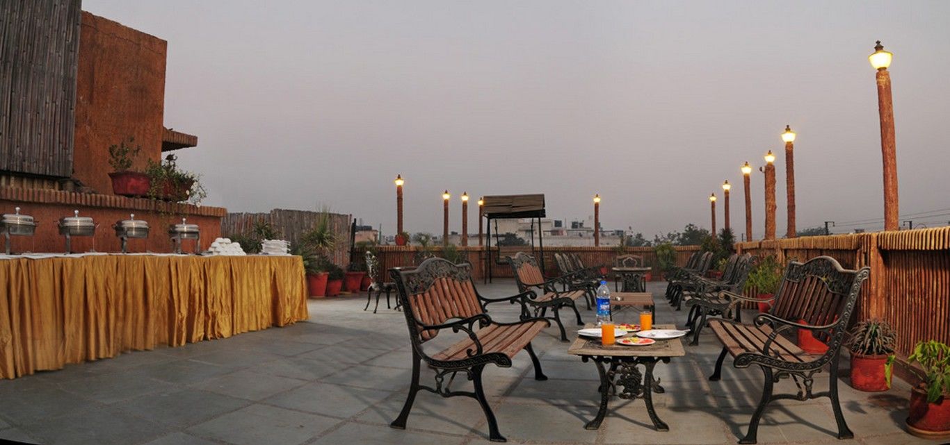 Hotel Clark Heights Neu-Delhi Exterior foto